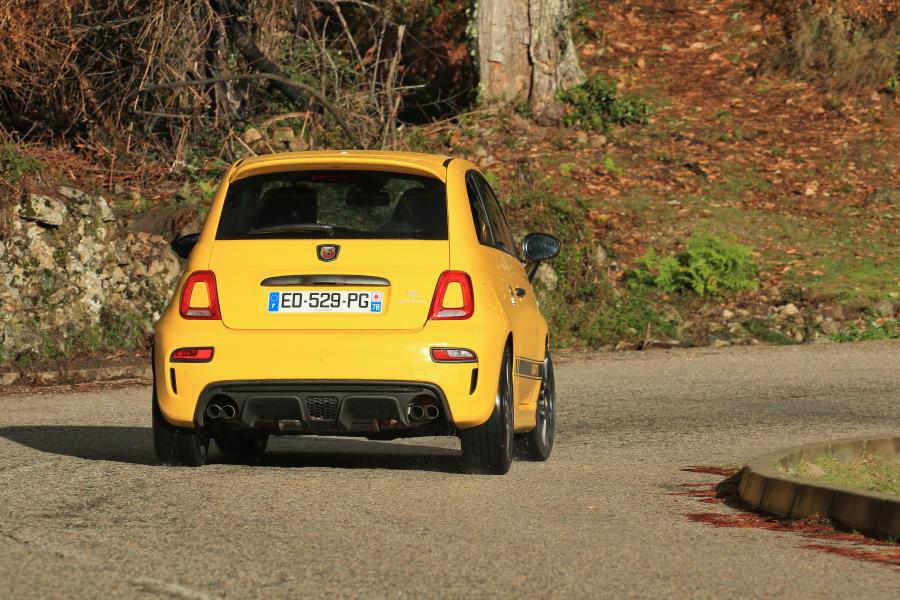  Abarth 595 Competizione (312) 2016 года  (фото 42 из 73)